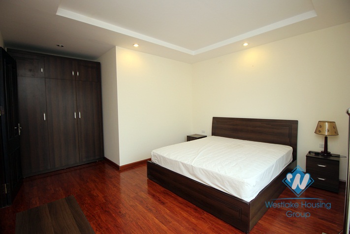 A high floor, 3 bedroom apartment for rent in central Westlake, Tay Ho
